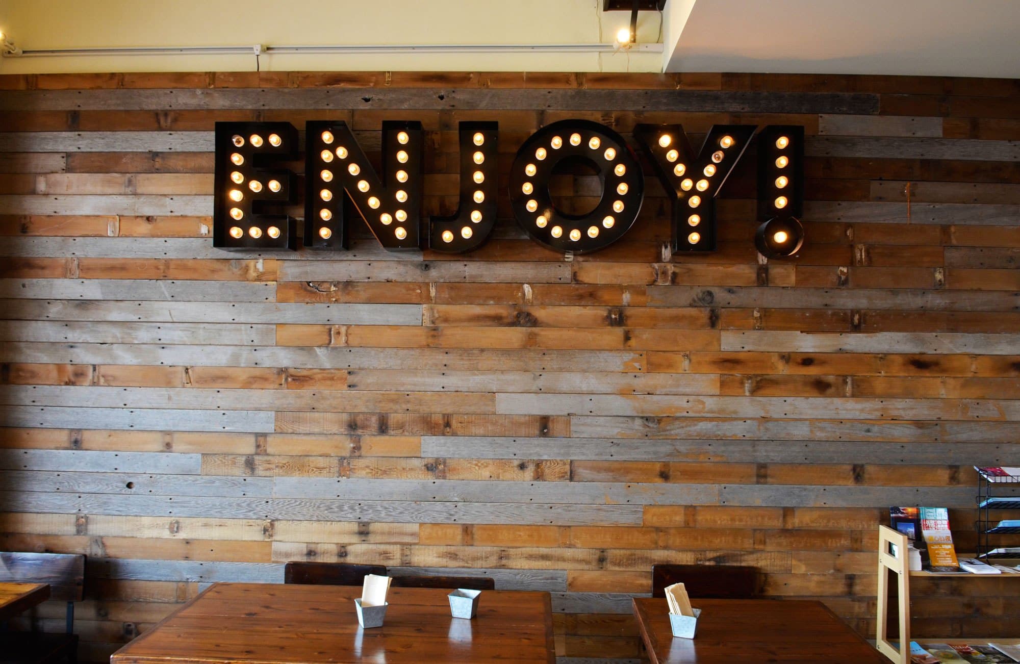 株式会社フロンティアリゾート