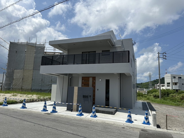 南風原町　新築塗装工事