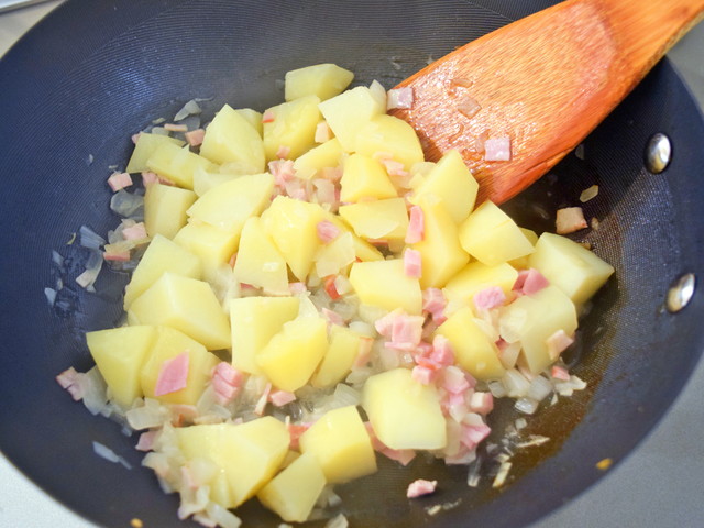 ベーコンポテトパイ