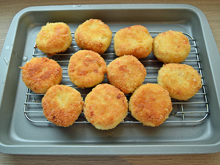じゃがいもと豆腐のコロッケ