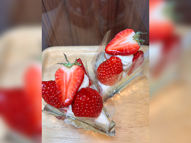 苺のレアチーズタルト