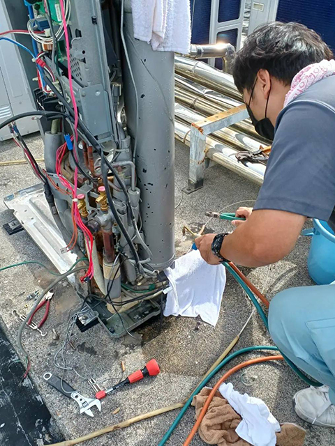 メンテナンスの様子