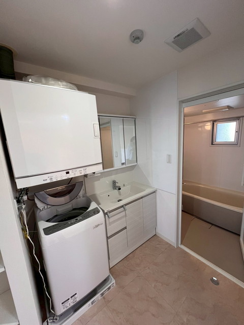Apartment in Okinawa city near KAB GATE5!