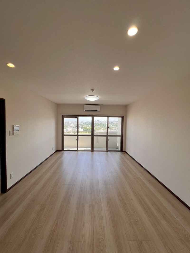 Apartment (12th Floor) In Okinawa-city