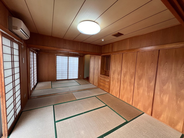 OKINAWA-CITY APARTMENT 2F