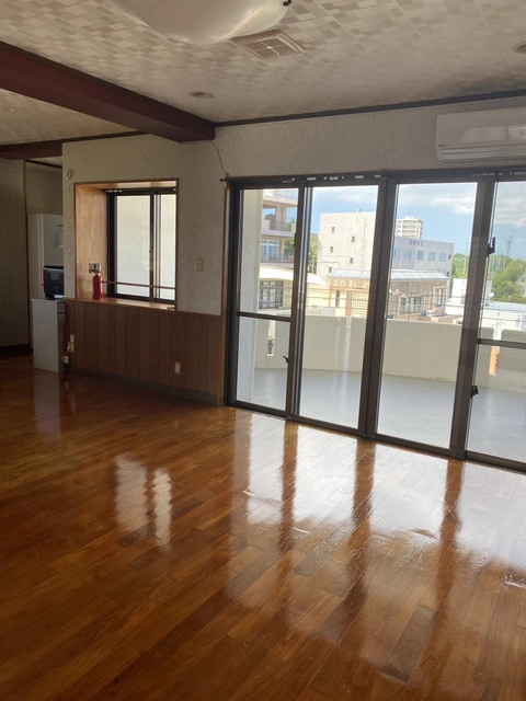 Apartment In Okinawa-city (3F)