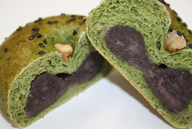 よもぎつぶあんぱん