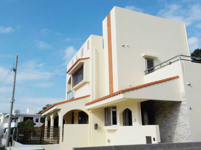 浦添市仲間2丁目（5LDK）