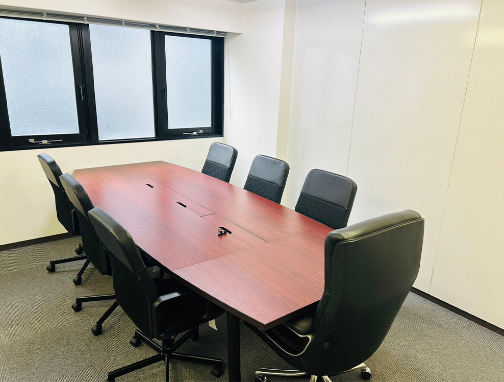 株式会社 PRESENTS