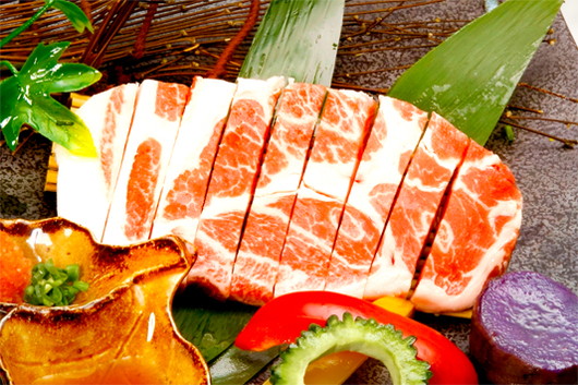 ☆あぐー豚人気No.1☆ あぐー豚肩ロース焼肉 （120g）