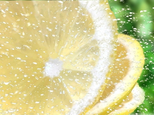 水滴がしたたるレモン