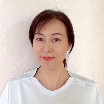 代表者　店長　細岡 ひとみ