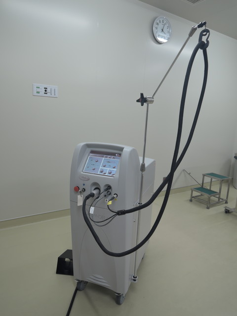 皮膚良性血管病変治療レーザー装置