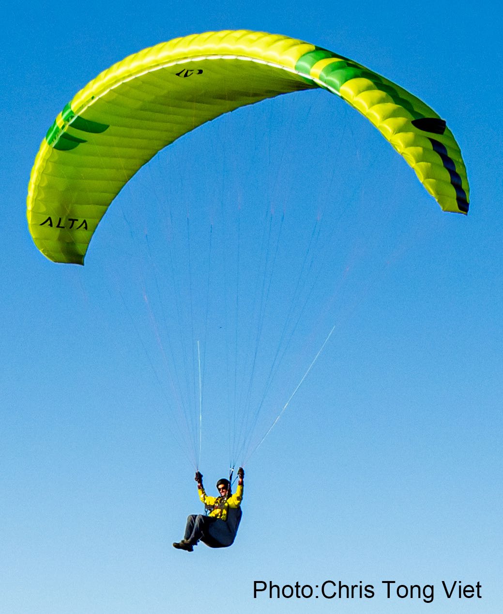PRODUCT｜パラグライダー本体、関連商品の販売｜ファルホーク