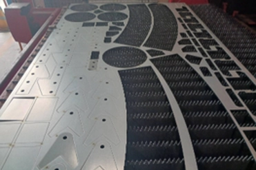 鋼板レーザー加工