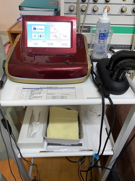 超音波+ハイボルテージ治療機器