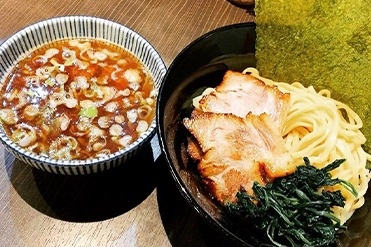 魚介豚骨つけめん