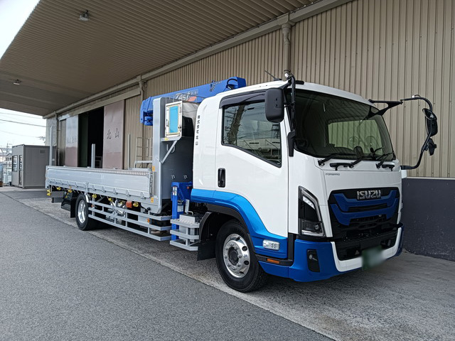 8tトラック ユニック クレーン レッカー