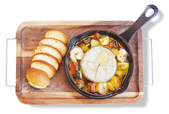 カマンベールチーズのアヒージョ