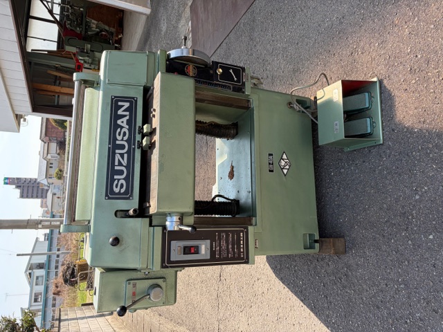 自動鉋 鈴三 GN-40A 400×250mm、3枚刃、定盤自動昇降型