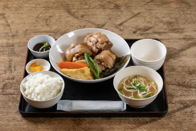 てびち定食
