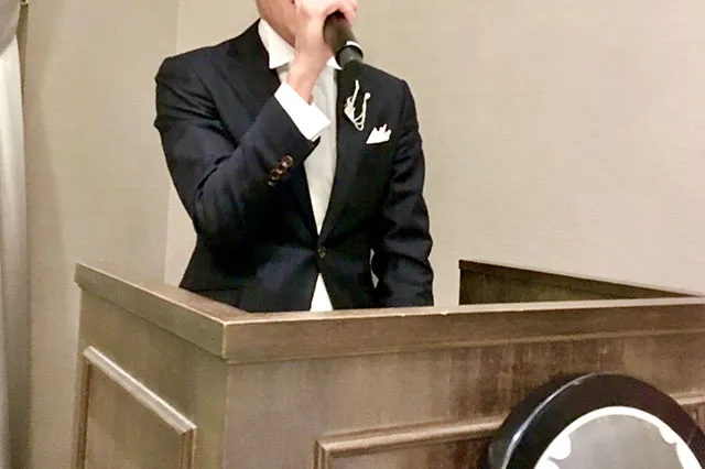 司会者