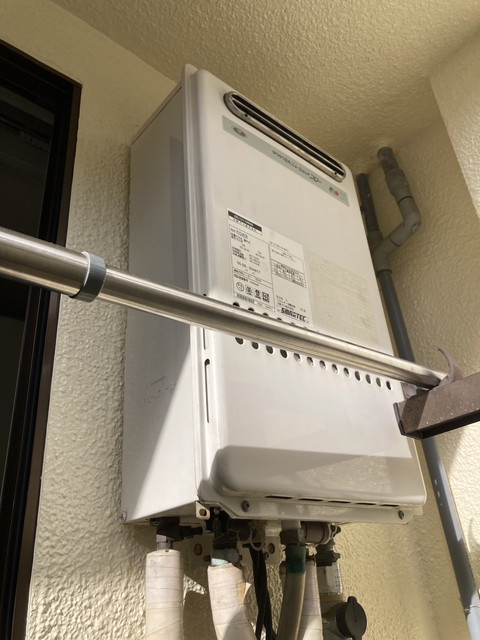 給湯器の取替工事 ビフォー