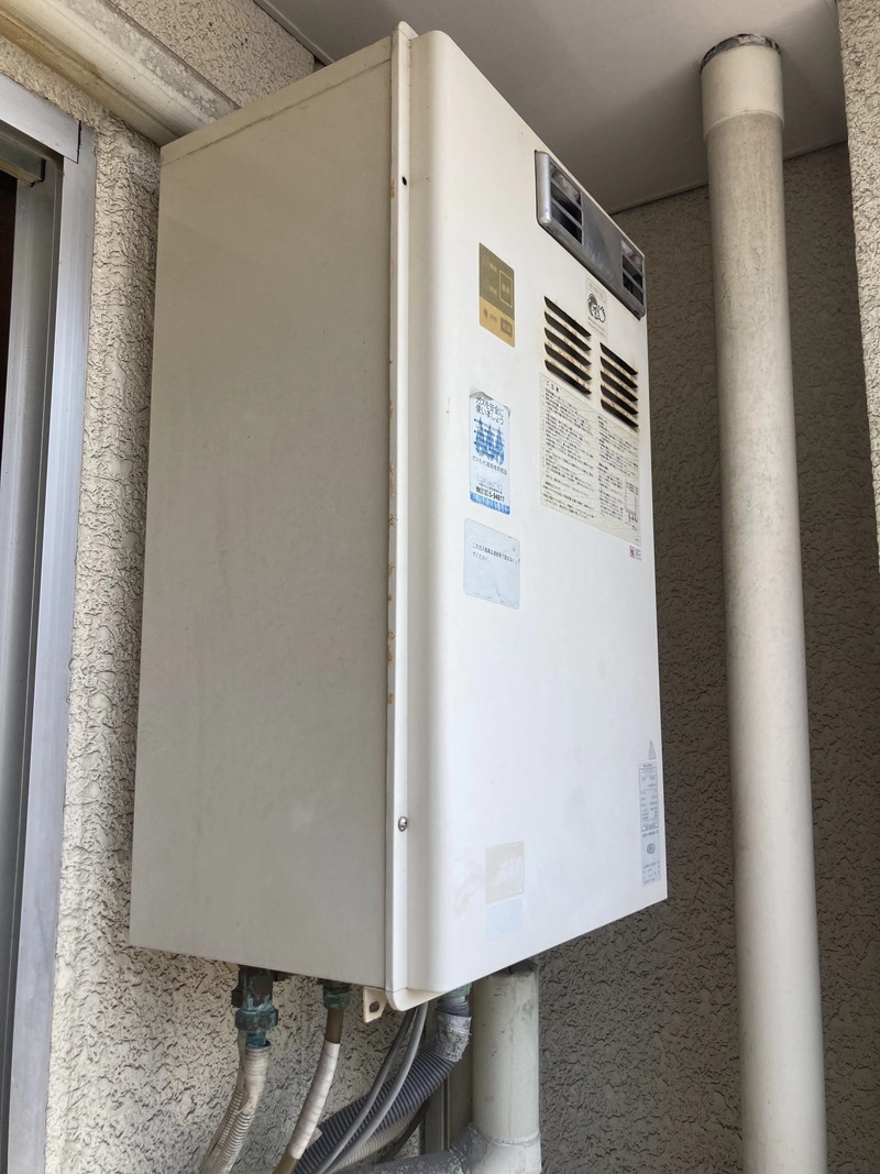 給湯器の取替工事 ビフォー