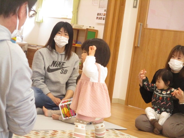 <12月>わらべ唄・絵本の日 <12月>わらべ唄・絵本の日