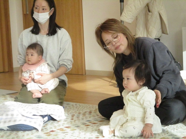 <12月>わらべ唄・絵本の日 <12月>わらべ唄・絵本の日