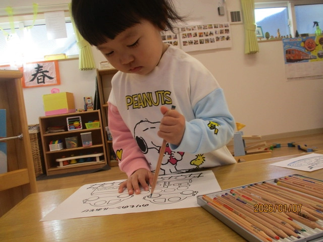 <1月>シール貼り&ぬり絵 <1月>シール貼り&ぬり絵