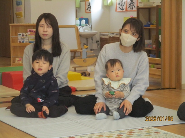 <1月>わらべ唄・絵本の日 <1月>わらべ唄・絵本の日