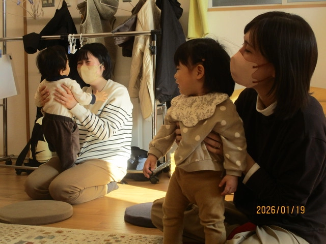 <1月>わらべ唄・絵本の日 <1月>わらべ唄・絵本の日