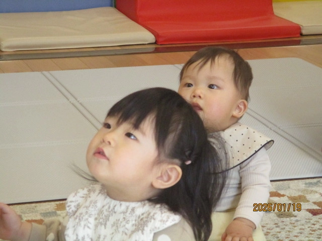 <1月>わらべ唄・絵本の日 <1月>わらべ唄・絵本の日