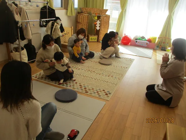 <1月>わらべ唄・絵本の日1 <1月>わらべ唄・絵本の日1