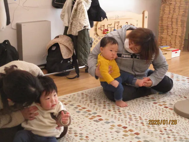 <1月>わらべ唄・絵本の日2 <1月>わらべ唄・絵本の日2