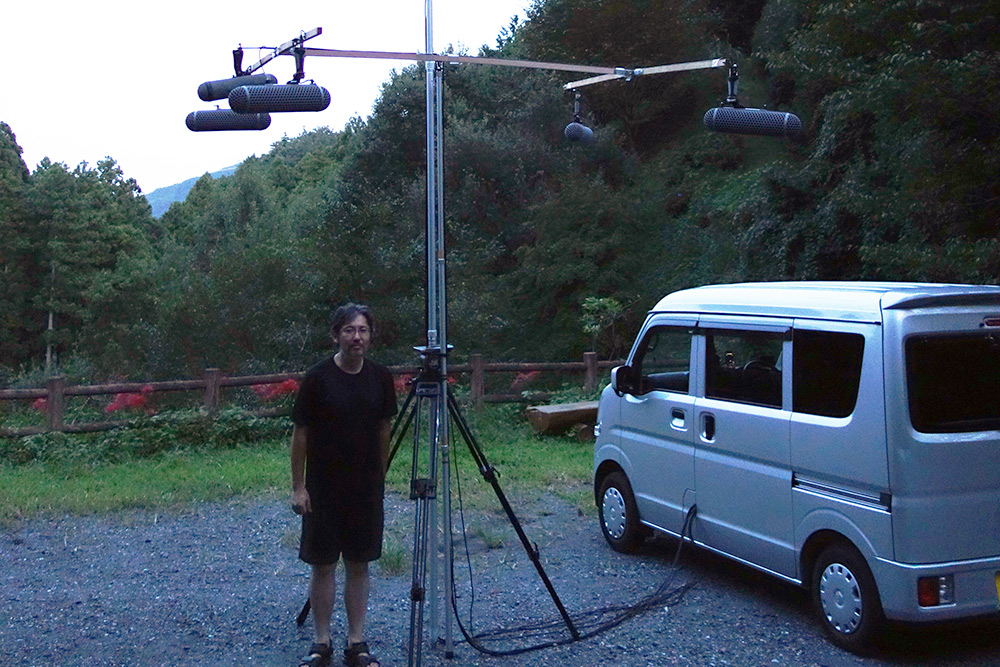 秋の虫の音風景