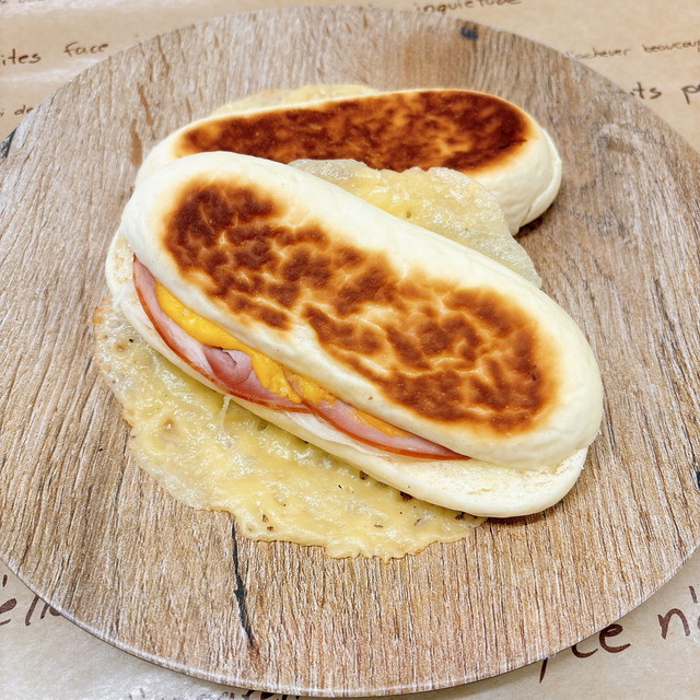 パニーニ(ハムチーズ)