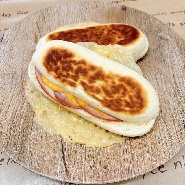 パニーニ(ハムチーズ)