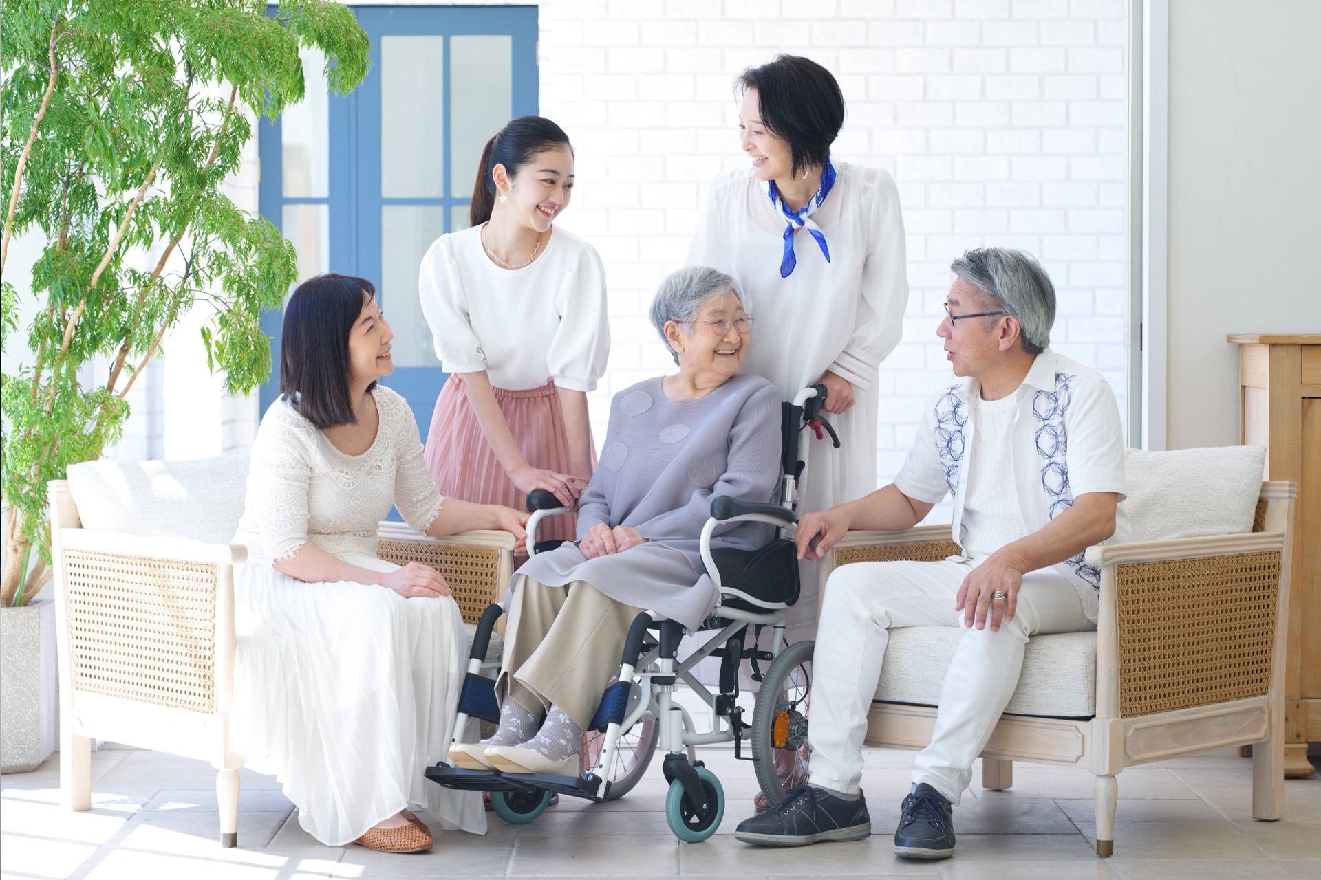 那覇市デイサービス那覇市老人ホーム 家族の団欒