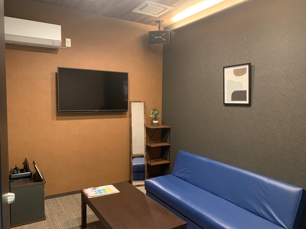 アピカカラオケルーム