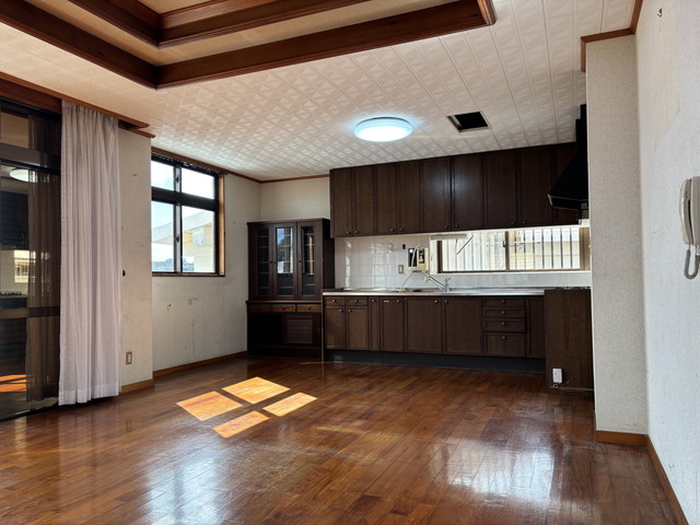 二世帯住宅可能大型6LDK物件