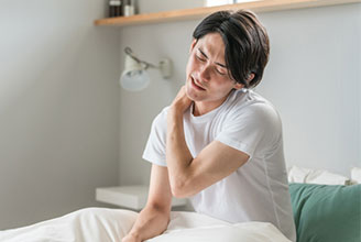 肩こりのイラスト