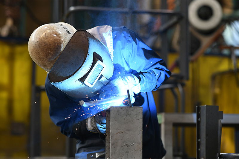 建設用クレーン等部品製造