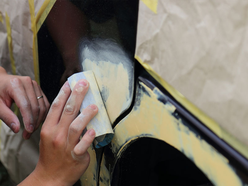 日本オートシステムの鈑金塗装とは