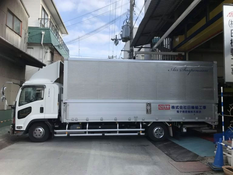 4TW(ウイング)パーワーゲート型エアサスペンション