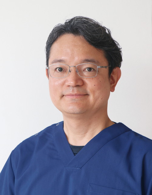 院長　山内遵秀