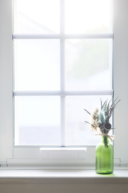 光が差し込む窓際