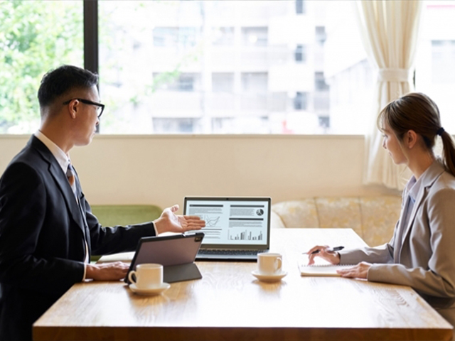 資産運用コンサル