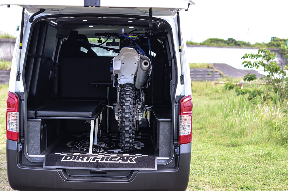 「使いやすさ」と「積みやすさ」にこだわったトランポ製作